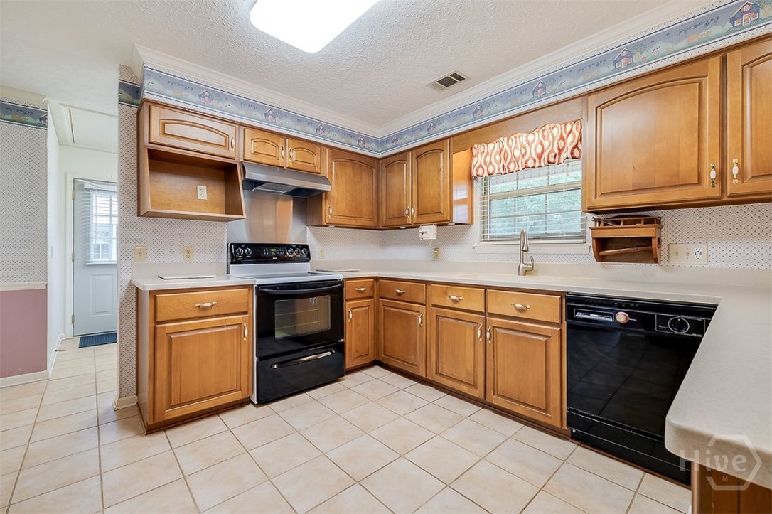 687 Roebling Road Bloomingdale, GA 31302 - Photo 13 of 31