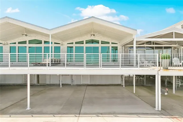 $695,000 | 8116 Breakwater Drive, New Orleans, LA 70124