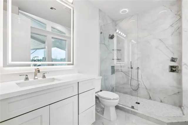 $695,000 | 8116 Breakwater Drive, New Orleans, LA 70124