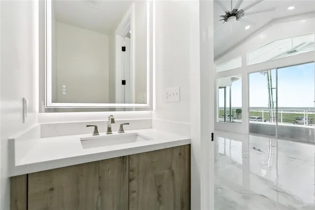 $695,000 | 8116 Breakwater Drive, New Orleans, LA 70124