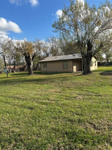 a view of a lake view