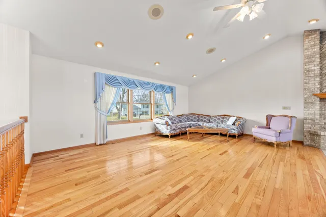 $530,000 | 362 South Shore Drive, Winsted, MN 55395