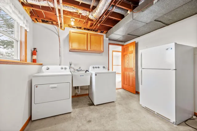 $530,000 | 362 South Shore Drive, Winsted, MN 55395