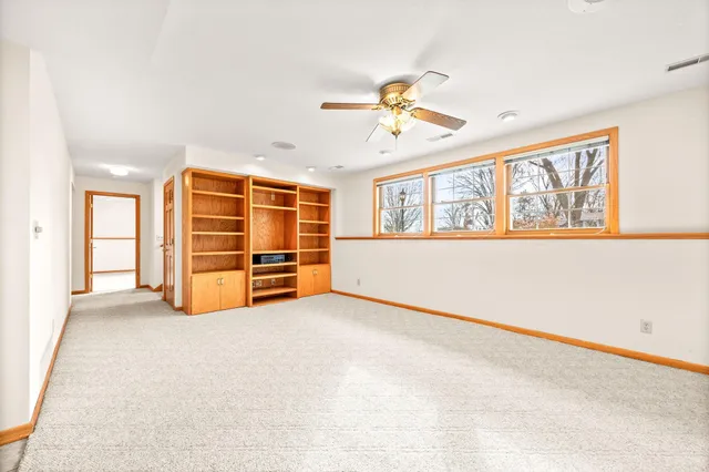 $530,000 | 362 South Shore Drive, Winsted, MN 55395