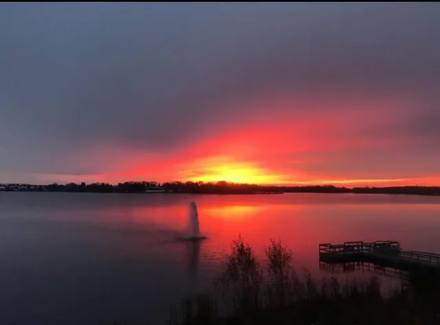 $530,000 | 362 South Shore Drive, Winsted, MN 55395