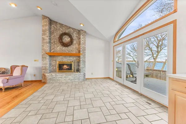 $530,000 | 362 South Shore Drive, Winsted, MN 55395