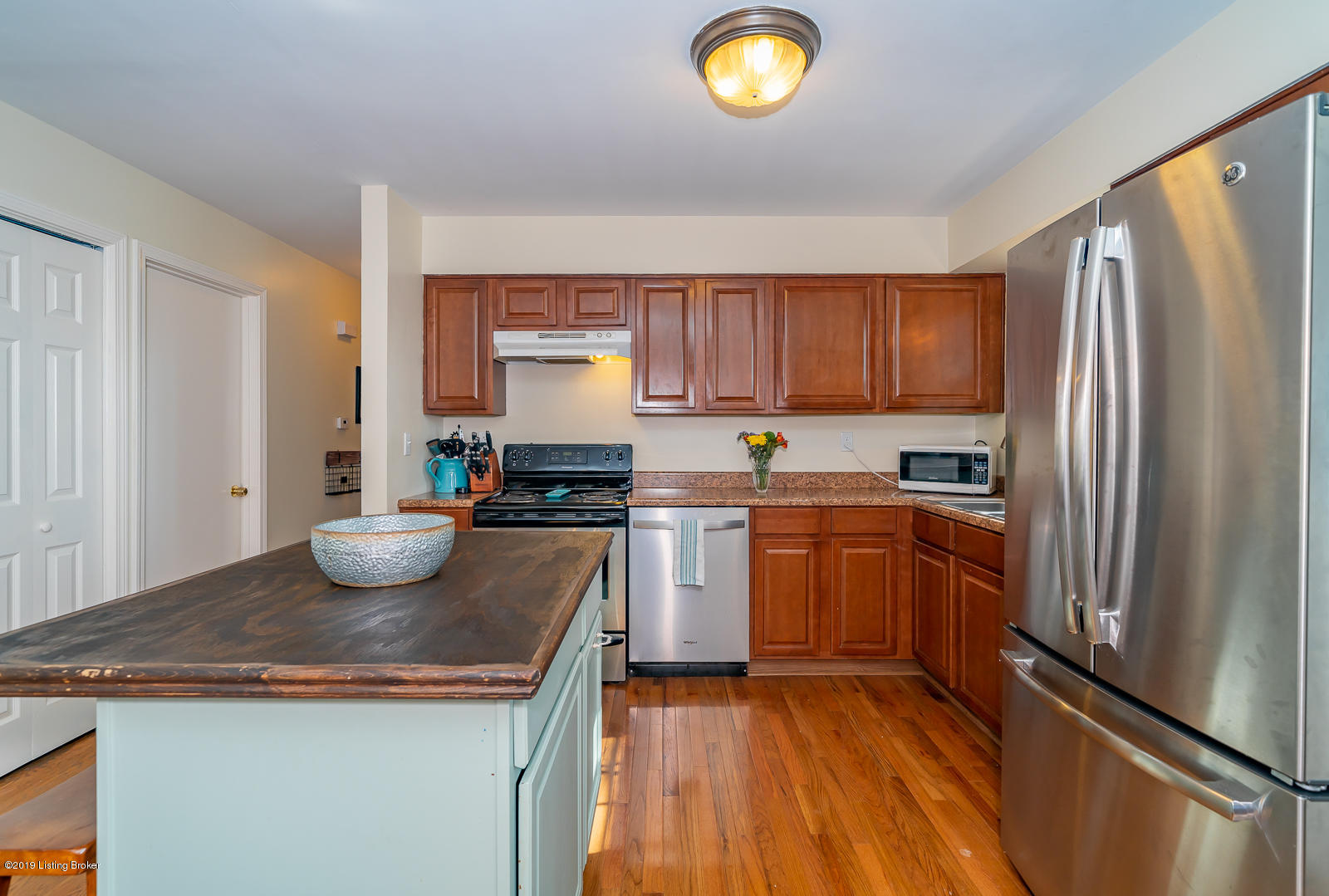 12322 Hardwick Road Louisville, KY 40243 - Photo 10 of 27 Updated Kitchen