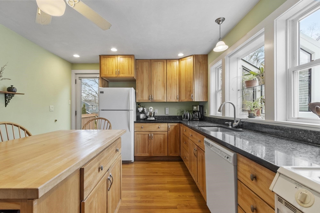 34 Addington Road Boston, MA 02132 - Photo 8 of 37 Gallery Image 8