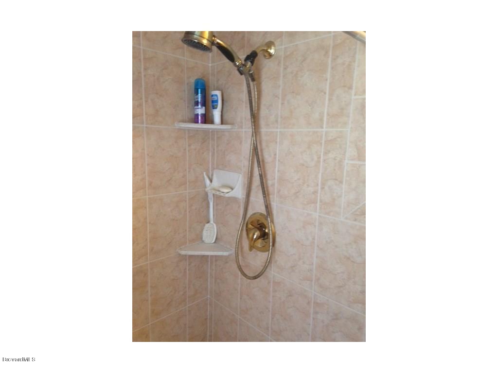 1770 Atz Road Malabar, FL 32950 - Photo 17 of 35 shower
