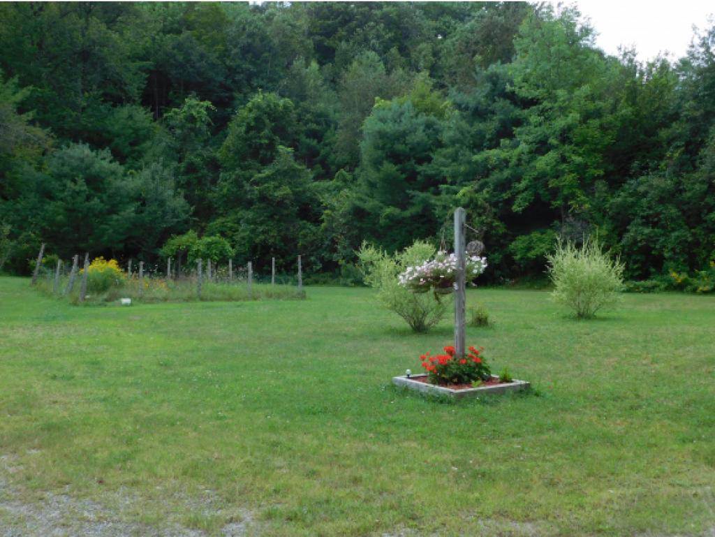 123 Kenyon Road Bradford, VT 05033 - Photo 4 of 22