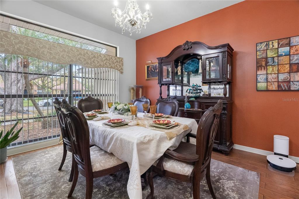 1619 Palace Court Valrico, FL 33594 - Photo 13 of 84