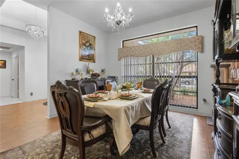 $569,900 | 1619 Palace Court, Valrico, FL 33594