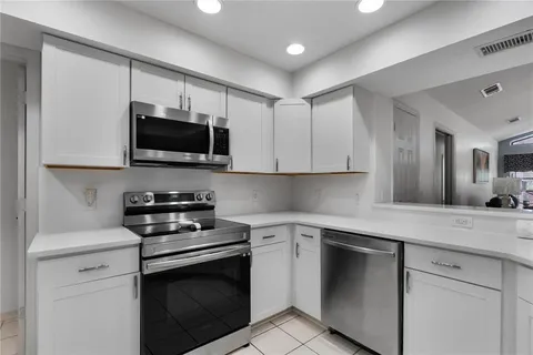 $569,900 | 1619 Palace Court, Valrico, FL 33594