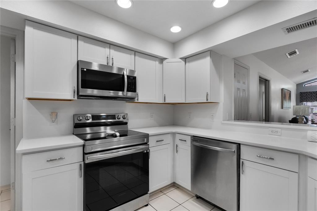 1619 Palace Court Valrico, FL 33594 - Photo 25 of 84