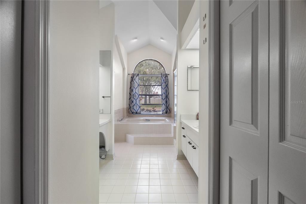 1619 Palace Court Valrico, FL 33594 - Photo 38 of 84