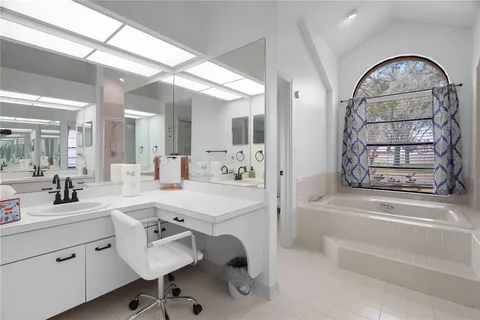 $569,900 | 1619 Palace Court, Valrico, FL 33594