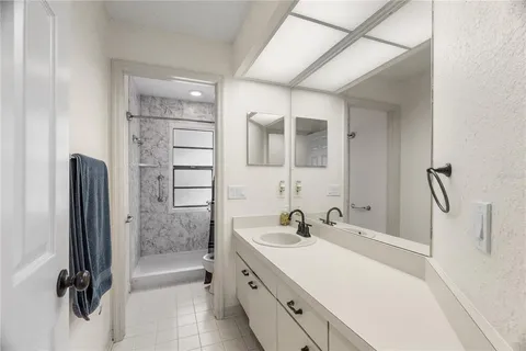 $569,900 | 1619 Palace Court, Valrico, FL 33594