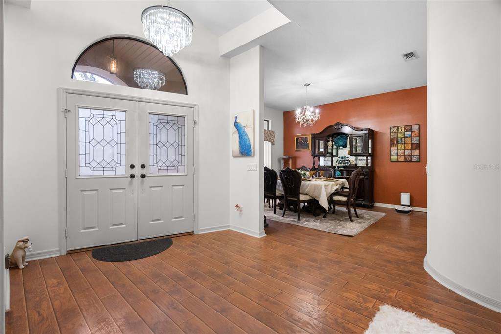 1619 Palace Court Valrico, FL 33594 - Photo 7 of 84