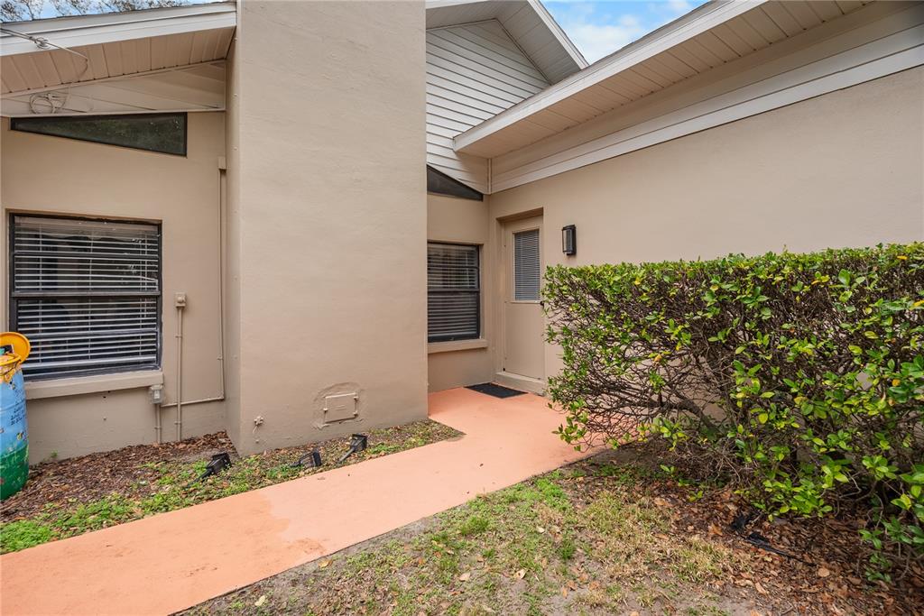 1619 Palace Court Valrico, FL 33594 - Photo 73 of 84