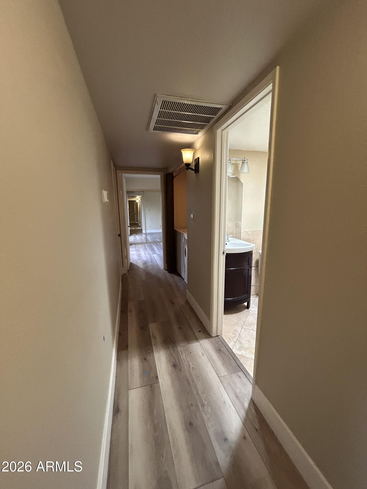 5100 North Miller Road, Unit 11 Scottsdale, AZ 85250 - Photo 23 of 43 f hallway1