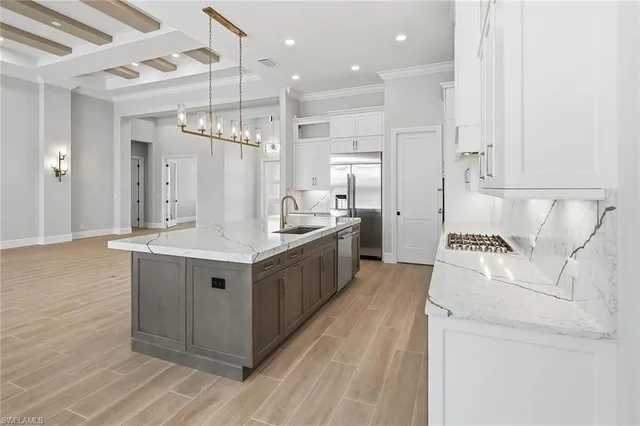 $2,950,000 | 9570 Moonflower Lane, Naples, FL 34114