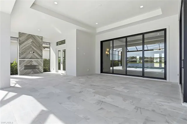 $2,950,000 | 9570 Moonflower Lane, Naples, FL 34114