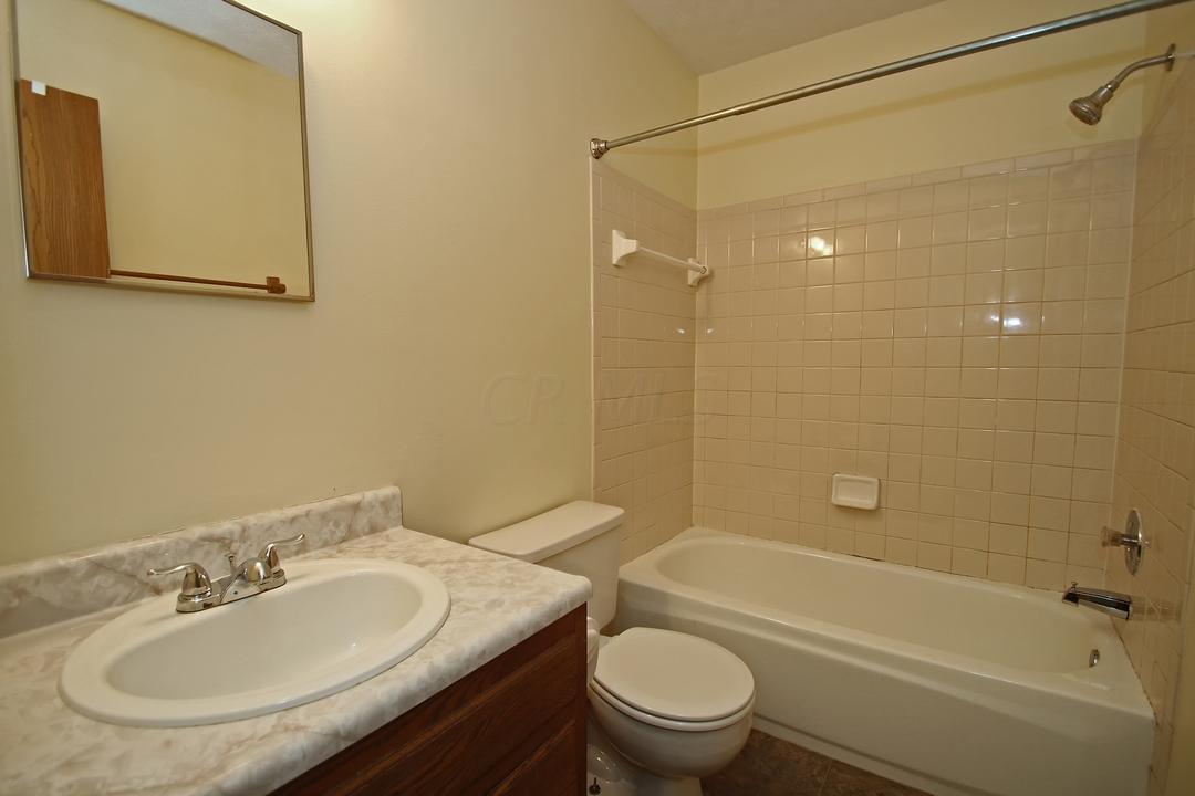 5618 Spring Hill Road Grove City, OH 43123 - Photo 20 of 31 Gallery Image 20