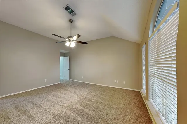 $2,600 | 6200 Woolwich Drive, Arlington, TX 76001