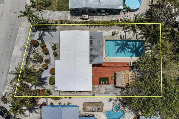 $649,900 | 2705 Dolphin Drive, Marathon, FL 33050