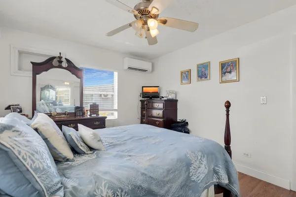 $649,900 | 2705 Dolphin Drive, Marathon, FL 33050