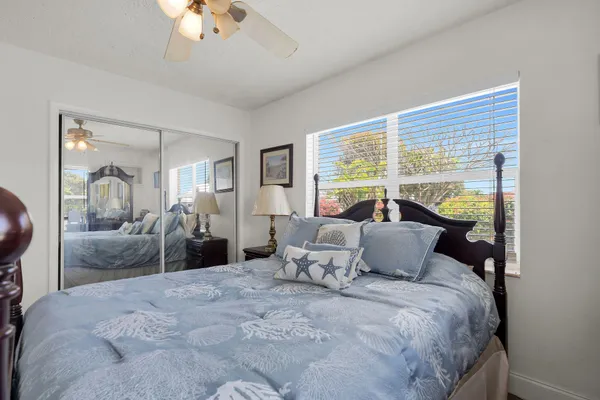 $649,900 | 2705 Dolphin Drive, Marathon, FL 33050