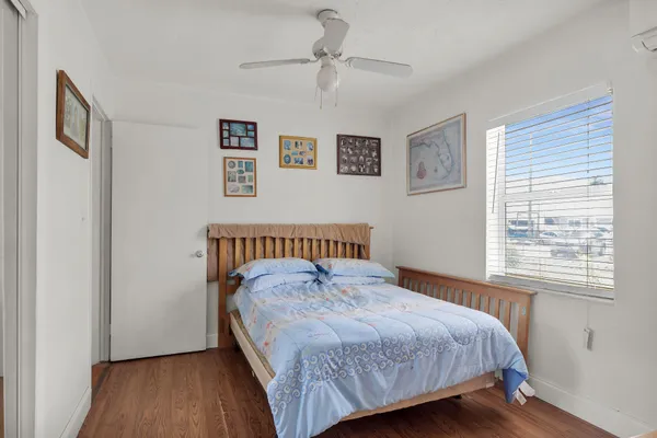 $649,900 | 2705 Dolphin Drive, Marathon, FL 33050