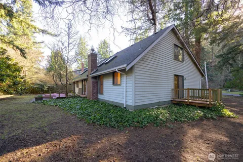 $730,000 | 413 Viewcrest Road, Bellingham, WA 98229