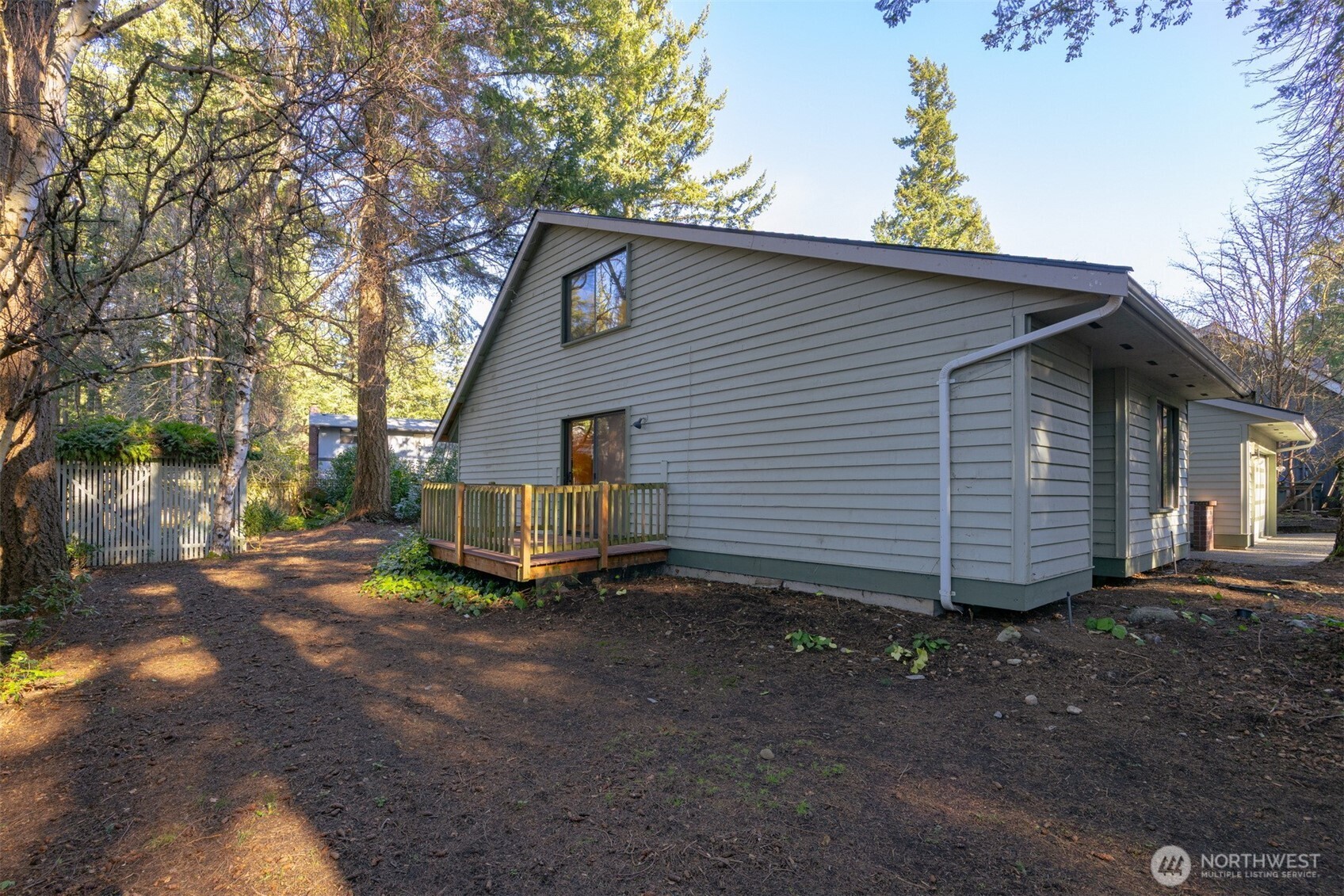 413 Viewcrest Road Bellingham, WA 98229 - Photo 38 of 40 a view of a house with a yard
