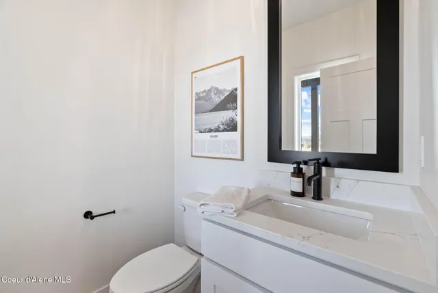 $1,100,000 | 3494 Blaze Loop, Post Falls, ID 83854