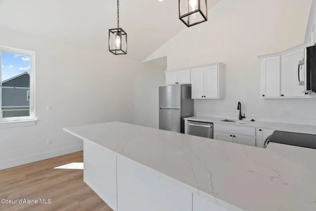 $1,100,000 | 3494 Blaze Loop, Post Falls, ID 83854