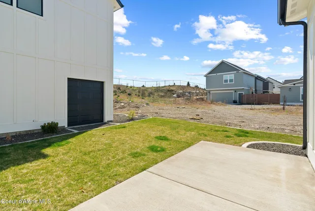 $1,100,000 | 3494 Blaze Loop, Post Falls, ID 83854
