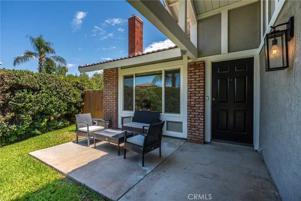 2835 Capricorn Circle Riverside, CA 92503 - Photo 4 of 38