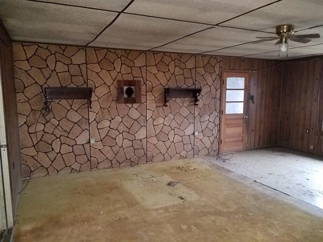 2002 Kemp Ford Road Union Hall, VA 24176 - Photo 4 of 6 a view of a garage