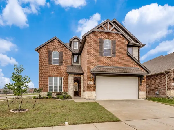 $405,000 | 2001 Sun Star Drive, Haslet, TX 76052