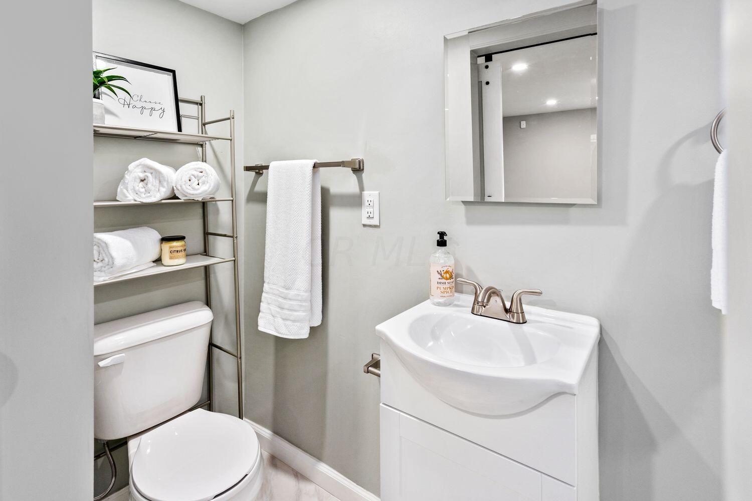 244 North Swain Avenue La Rue, OH 43332 - Photo 15 of 23 Full Bath