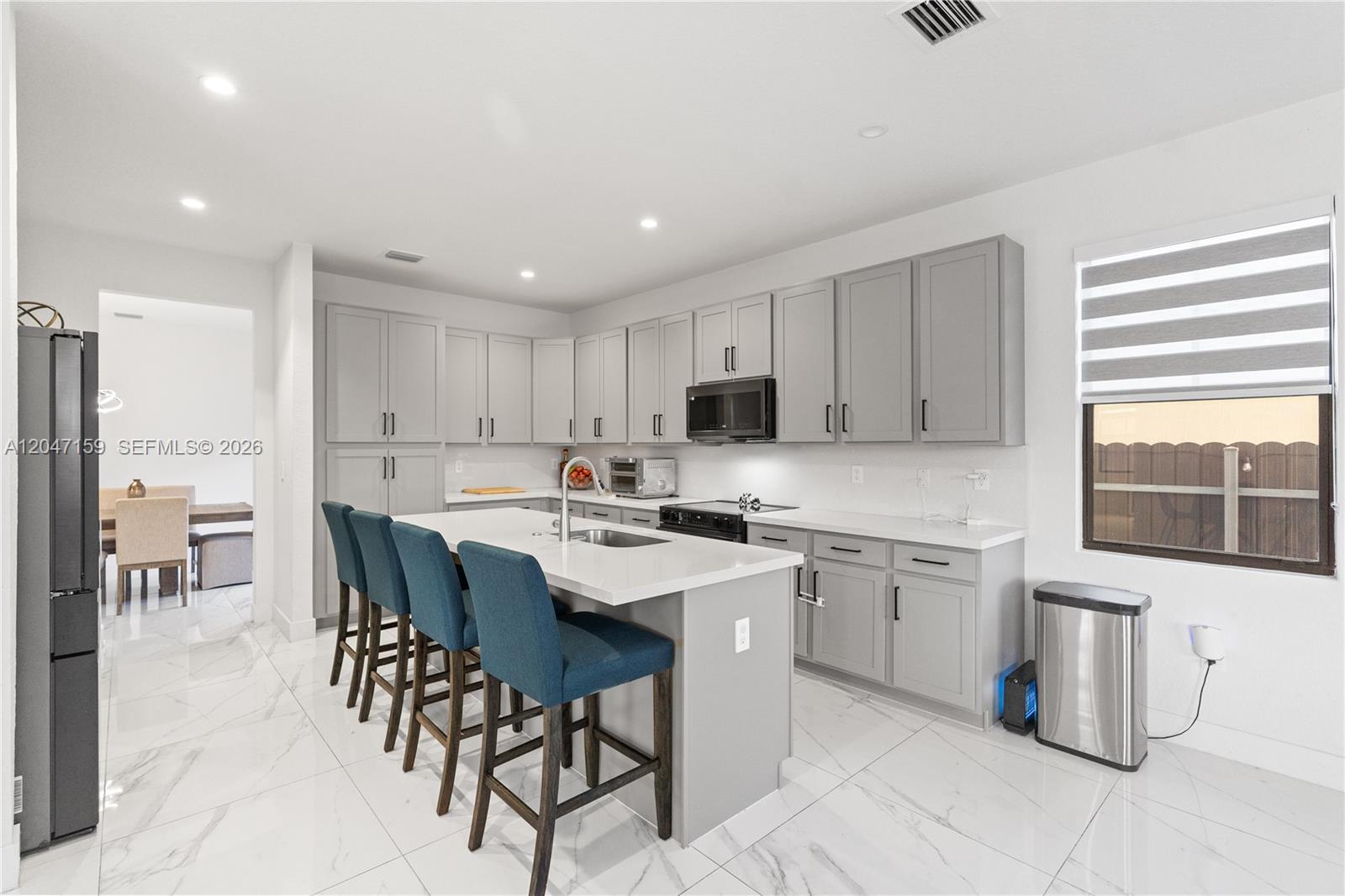 14747 Southwest 38th Terrace Miami, FL 33185 - Photo 12 of 46