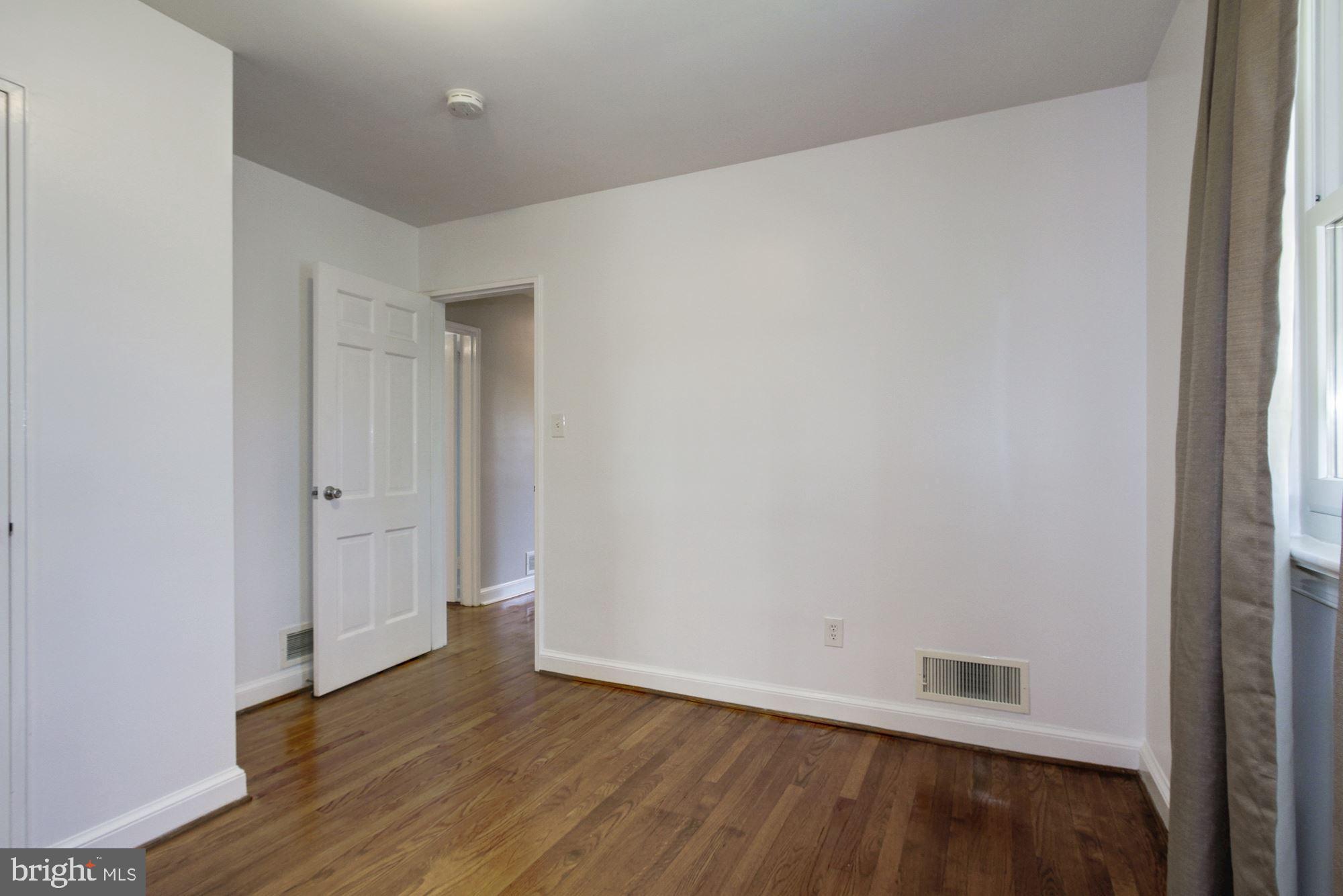 10705 Lombardy Road Silver Spring, MD 20901 - Photo 16 of 21