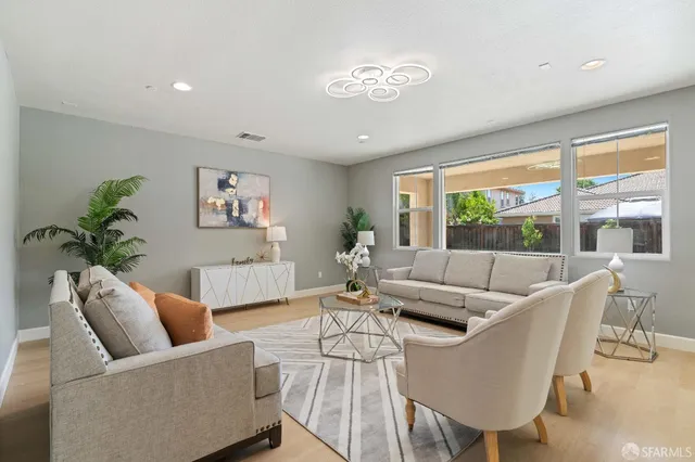 $899,000 | 634 Ray Court, Brentwood, CA 94513