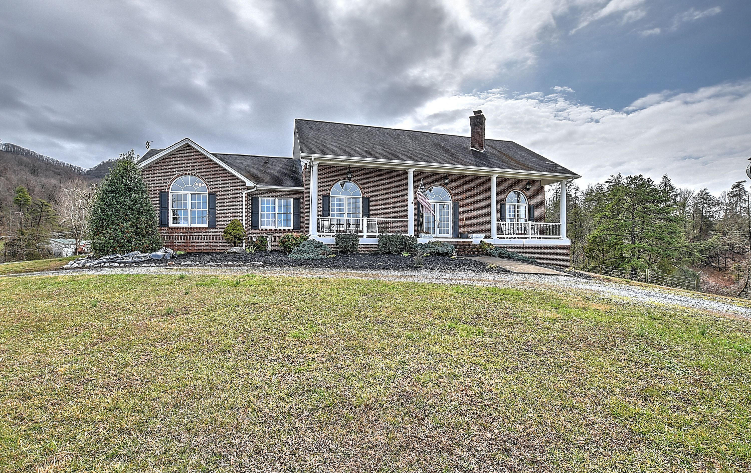 634 Charlie Hicks Road Jonesborough, TN 37659 - Photo 2 of 61 634 Charlie Hicks Rd-2