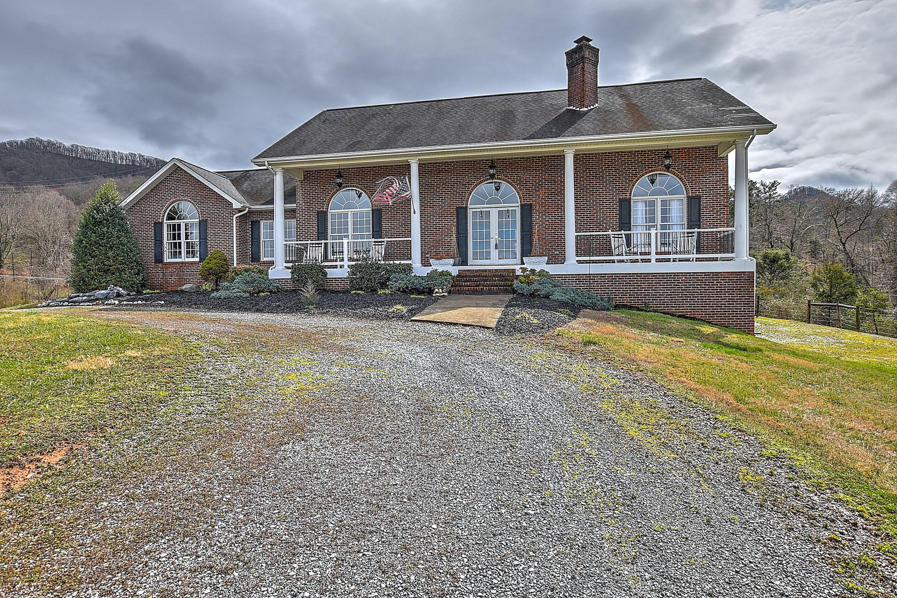 634 Charlie Hicks Road Jonesborough, TN 37659 - Photo 3 of 61 634 Charlie Hicks Rd-3