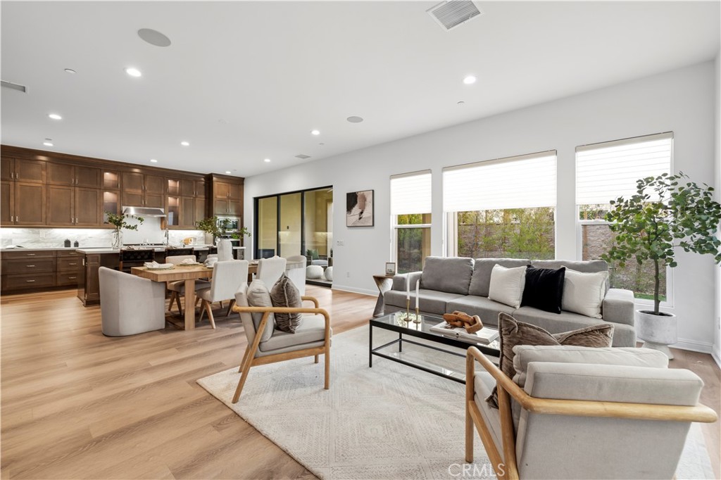 20657 Walnut Circle Porter Ranch, CA 91326 - Photo 4 of 68