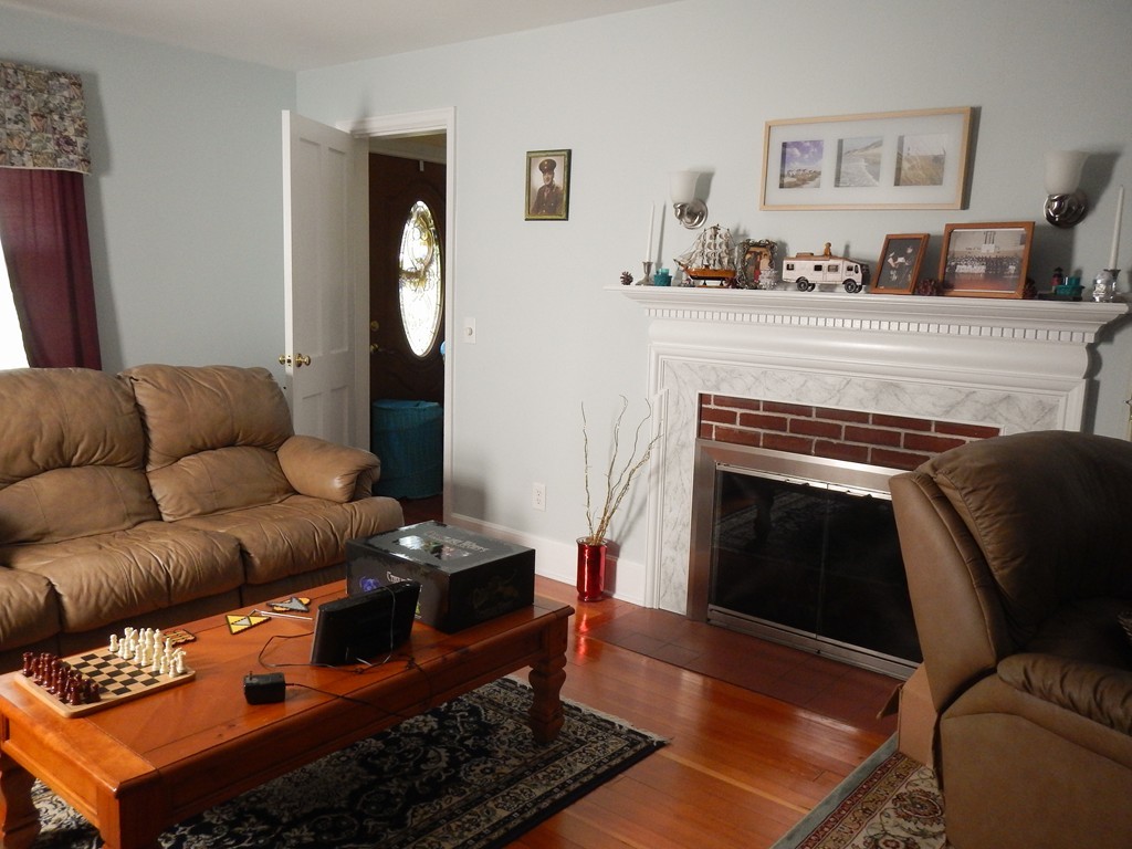 404 Briggs Road Westport, MA 02790 - Photo 3 of 3 Gallery Image 3