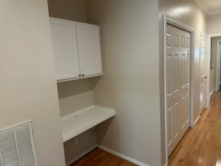 $3,800 | 6835 Staffordshire, Houston, TX 77030