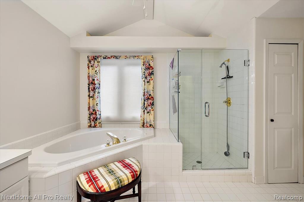 2116 Mapleridge Road Rochester Hills, MI 48309 - Photo 33 of 57